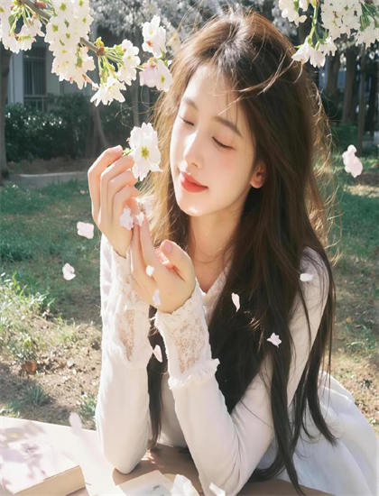 青青草免费观看_干爹你真棒插曲免费观看_久草草青青免视频在观看视频