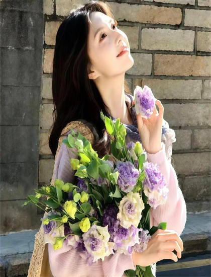 人物深度分析：《穿成虐文女主我PUA男主》中的服装的时代还原与角色塑造 展现表演艺术的魅力